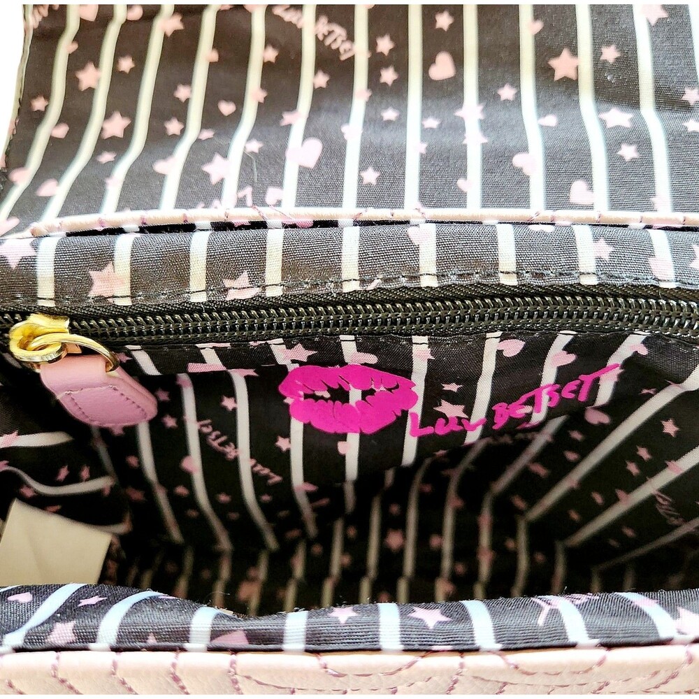 Luv Betsey by Betsey Johnson Blush Handbag Crossbody NWT - Picture 4 of 5